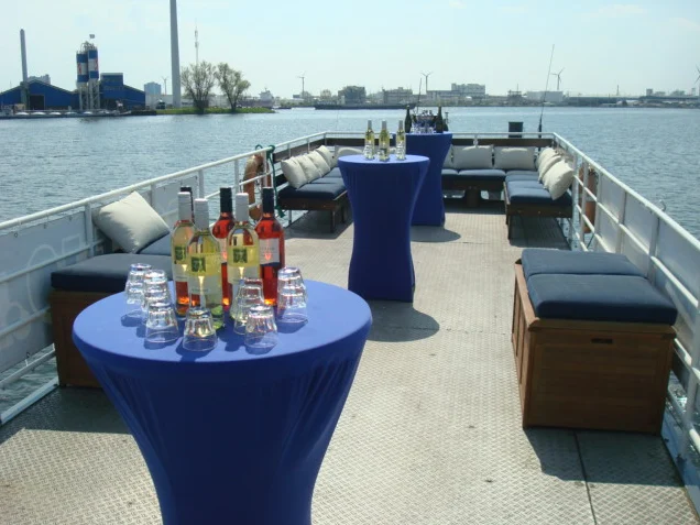 Party Boot Amsterdam. Feestboot Amsterdam Party Boot Amsterdam. Feestboot Amsterdam
