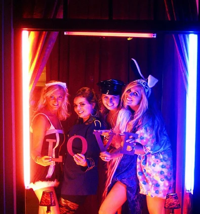 Girls wanna have fun! Girls wanna have fun!
